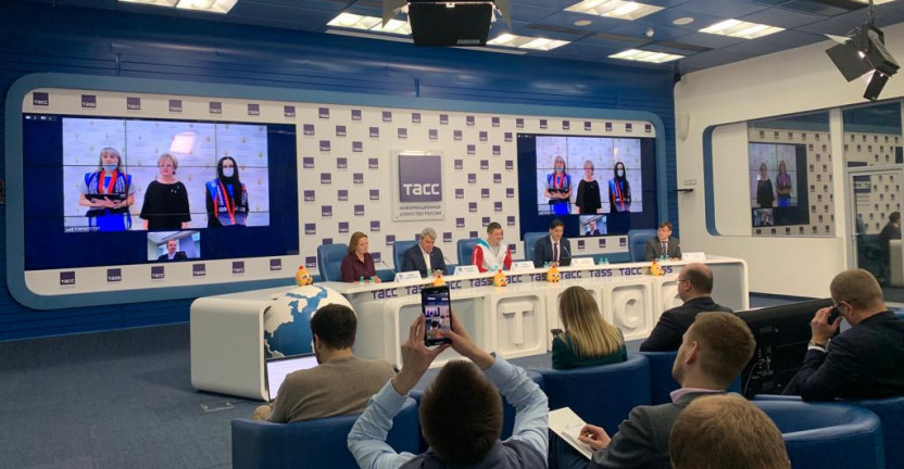 Руководитель Камчатстата Завадская М.В  приняла участие в пресс-конференции "33 вопроса о главном: через перепись в будущее" в ТАСС 15 октября.